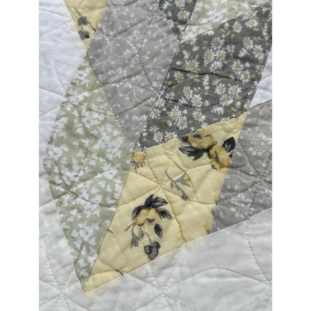 Martha Stewart Star Quilt King Size Cotton Quilt Yellow White (2) Shams Cottage